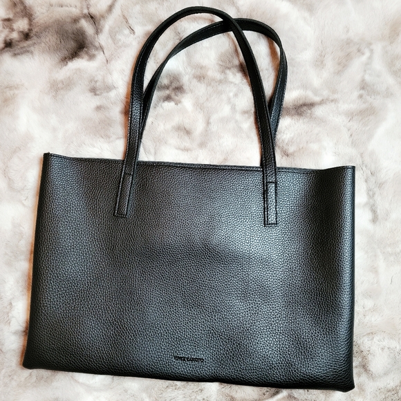 ❄️3\$18 Vince Camuto Leather Laptop Bag - Picture 4 of 5